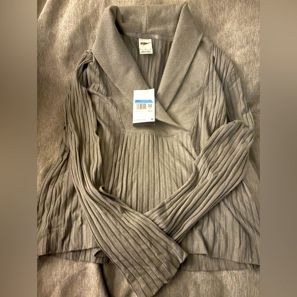 Nike Yoga Luxe Ribbed Cover-Up Long Sleeve DD5828-073 Womens Size Medium